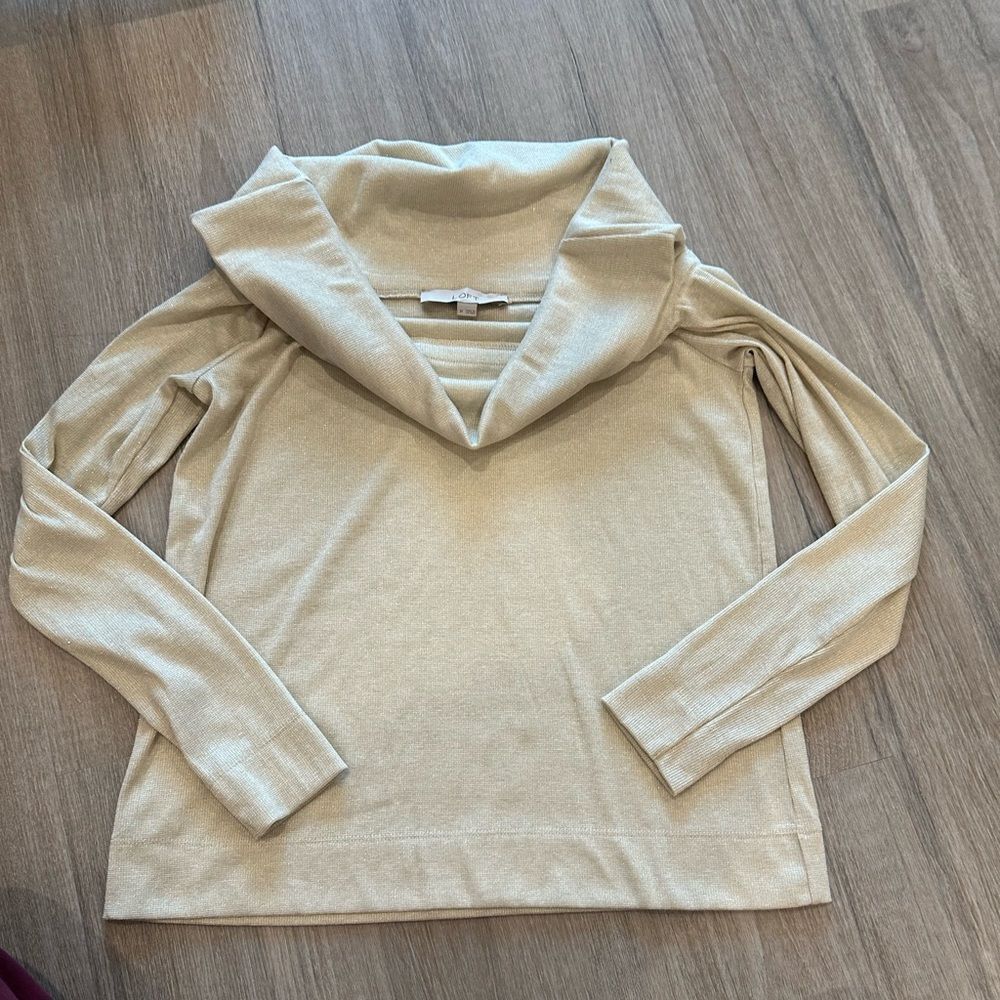 2 LOFT shirts, off the shoulder. Medium. Excellent condition 